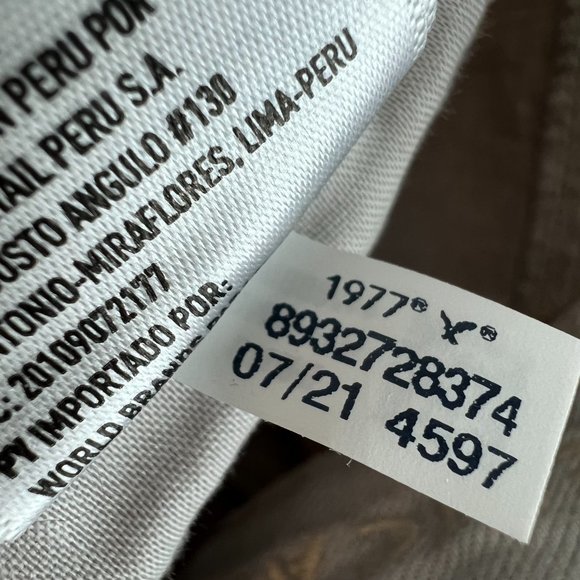 American Eagle Mom Jeans High Rise Distressed Destroyed Grey Denim Size 0 - Picture 9 of 12